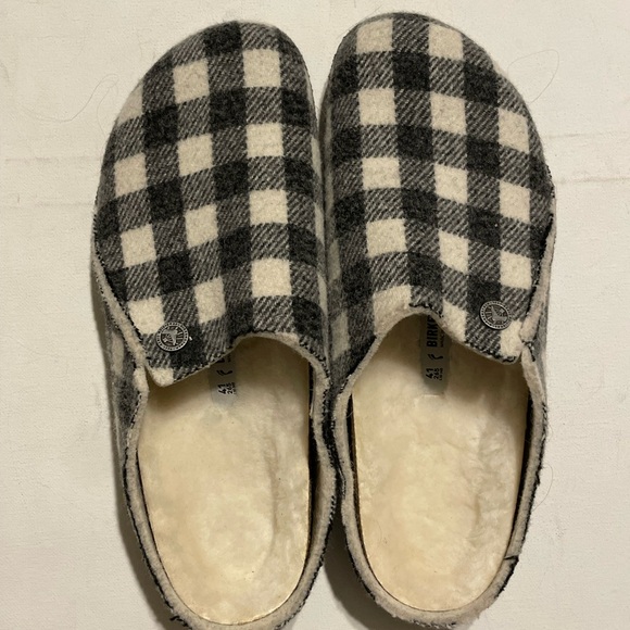 Birkenstock Slippers - Picture 1 of 3